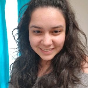 Meet your Posher, Cassie